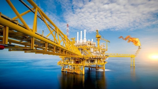 Crew rotation for a group of oil companies